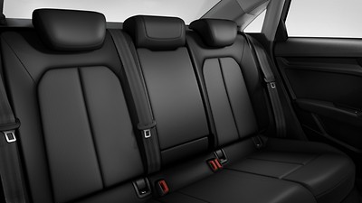 40/20/40 split-folding rear seat backrest