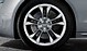Aluminium-Gussräder 8,5 J x 18 im 5-Parallelspeichen-S-Design mit Reifen 245/40 R 18