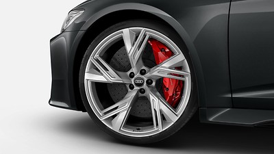 RS ceramic brakes with brake calipers in Red