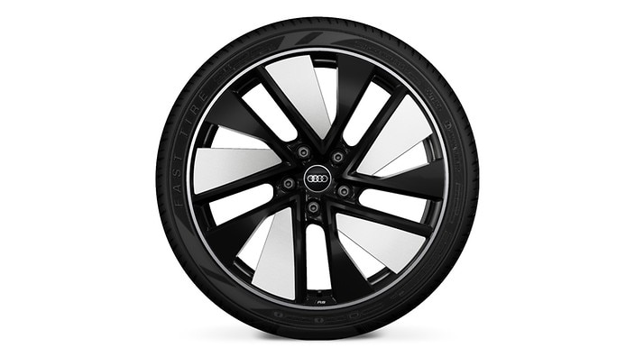 21" 10-spoke trapezoid design wheels