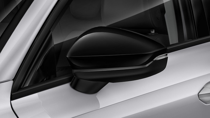 Black exterior mirror housings