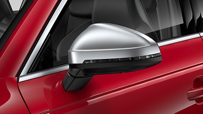 RS 專屬鋁合金塗裝車外後視鏡