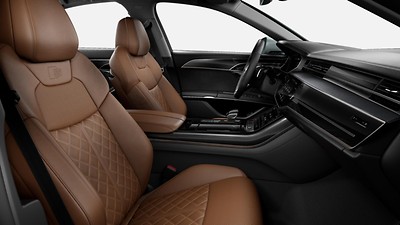 Individual contour comfort seats in sports look in front