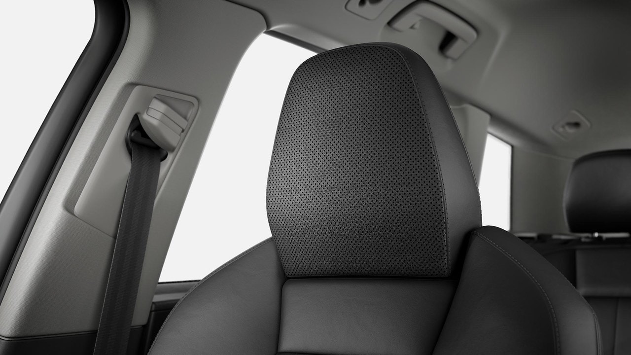 Bang &amp; Olufsen® sound system with 3D sound and front headrest speakers