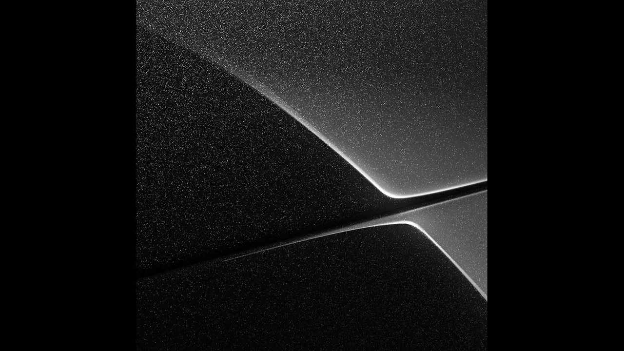 Vehicle exterior color