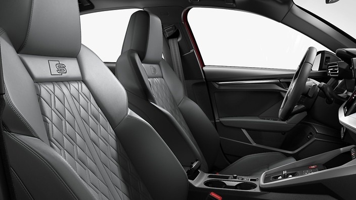 Fine Nappa leather with diamond stitch
