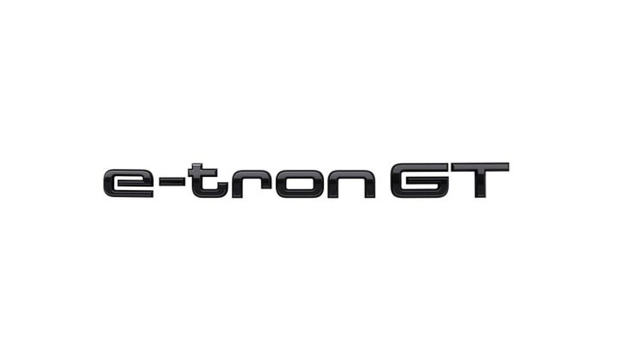 Model name, rear, black, "e-tron GT"  (standard equipment on black edition & above)
