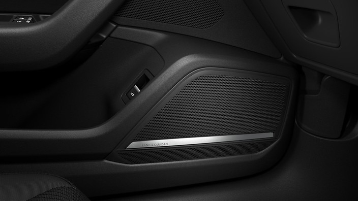Bang &amp; Olufsen<sup>®</sup> Premium 3D sound system