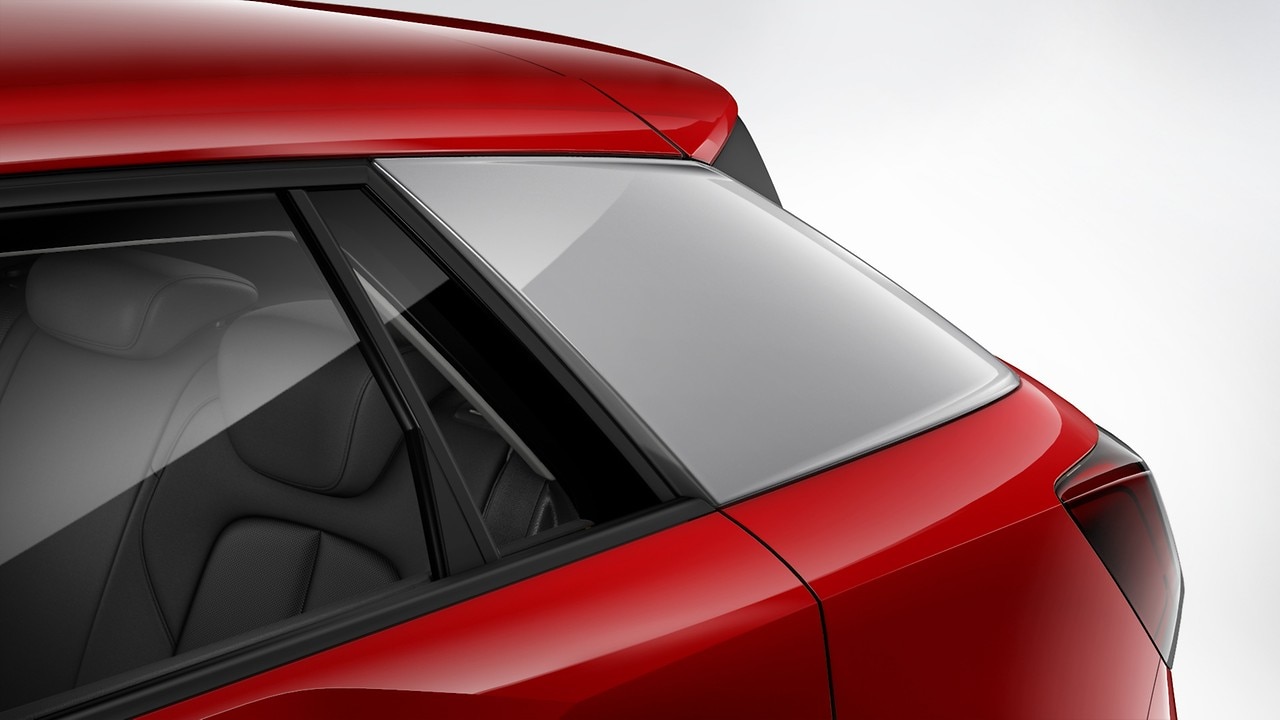 Blade em Prata Gelo Met&aacute;lico