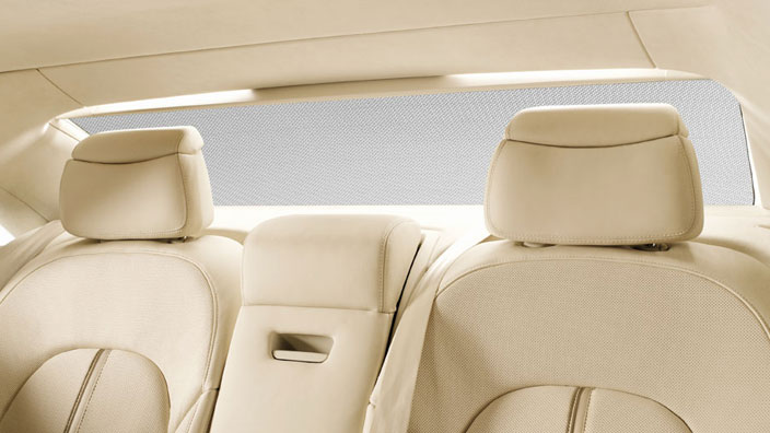 Electric sunblinds for rear window and for rear door windows