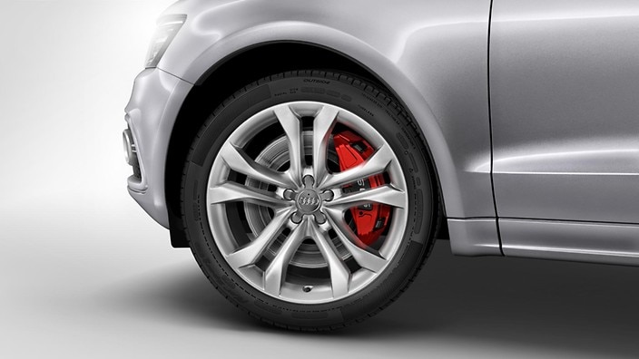 Red brake calipers