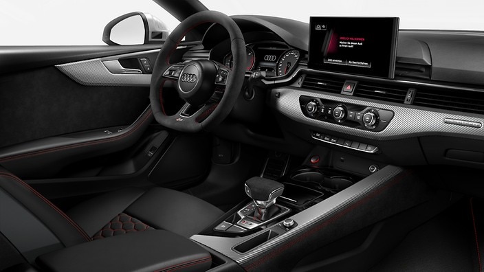 RS Interior Design Package with flat-bottom steering wheel