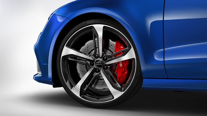 Red brake calipers