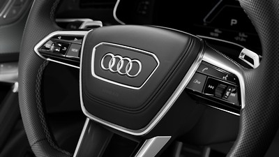 Airbag cover in color-matched leather, Audi exclusive