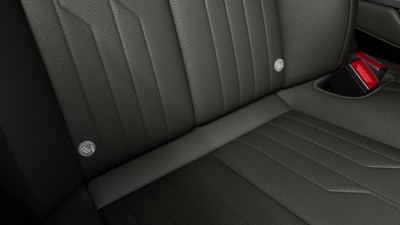 ISOFIX child seat anchors and top tether for outer rear seats