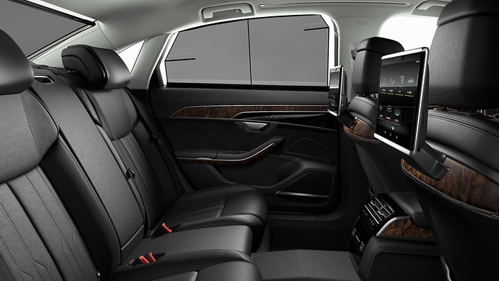 Rear Seat Connectivity package