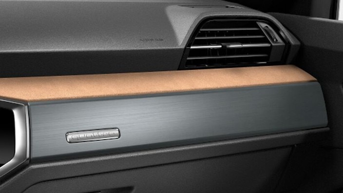 Interior elements in Alcantara, Amber Brown