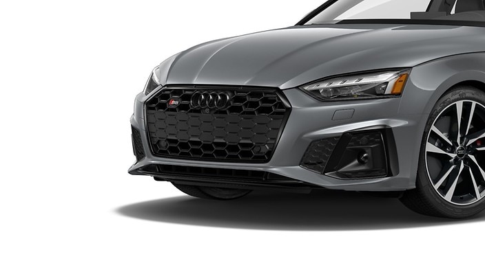 Red brake calipers