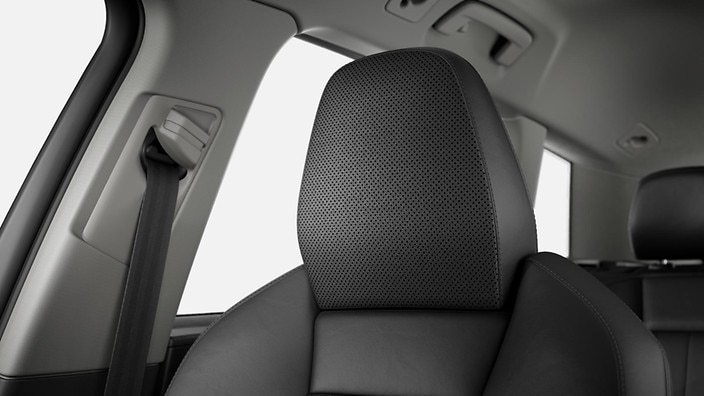 Bang &amp; Olufsen® sound system with 3D sound and front headrest speakers