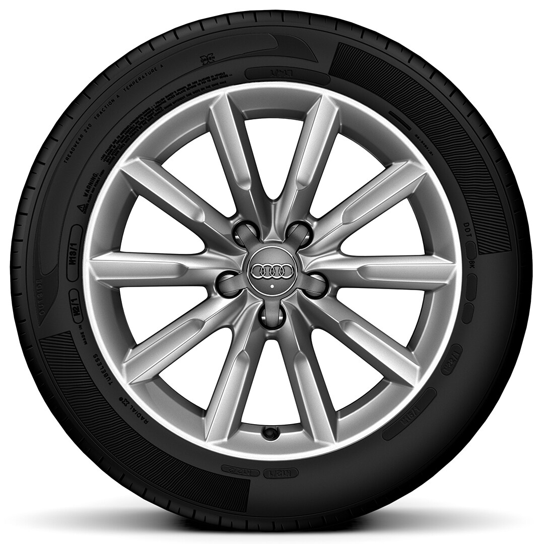 17” x 7J ‘10-spoke’ design alloy wheels  with 235/55 R17 tyres