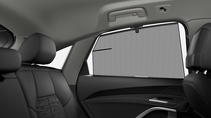 Manual rear side window sunshades