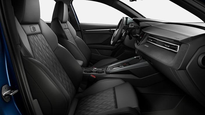 Fine nappa seats with grey diamond stitch