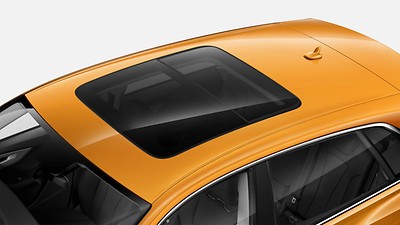 All-wheel steering and panoramic glass sunroof