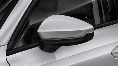 Body-colored exterior mirror housings