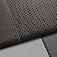 2019 Audi Q8 interior image