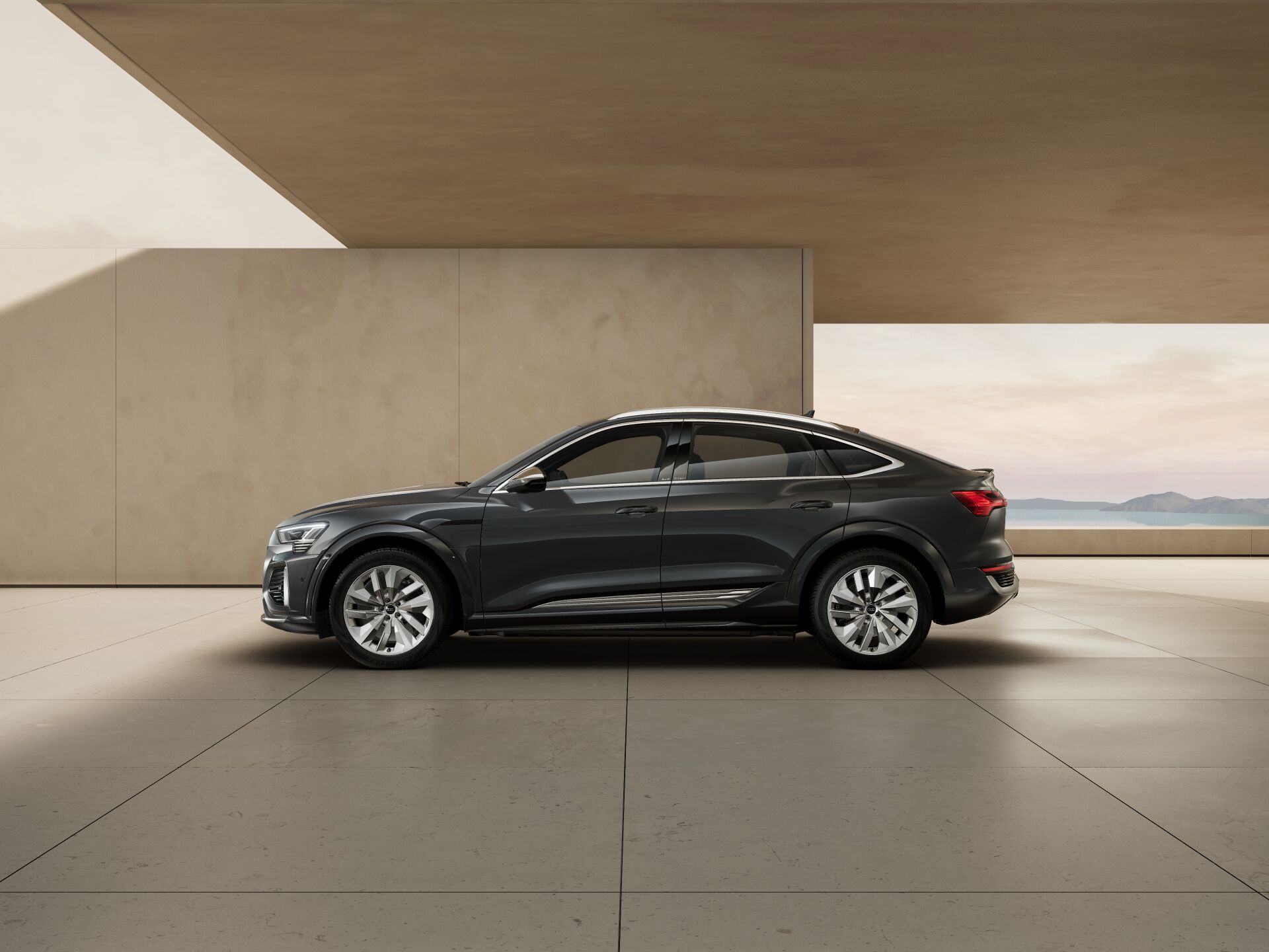 SQ8 Sportback e-tron 4