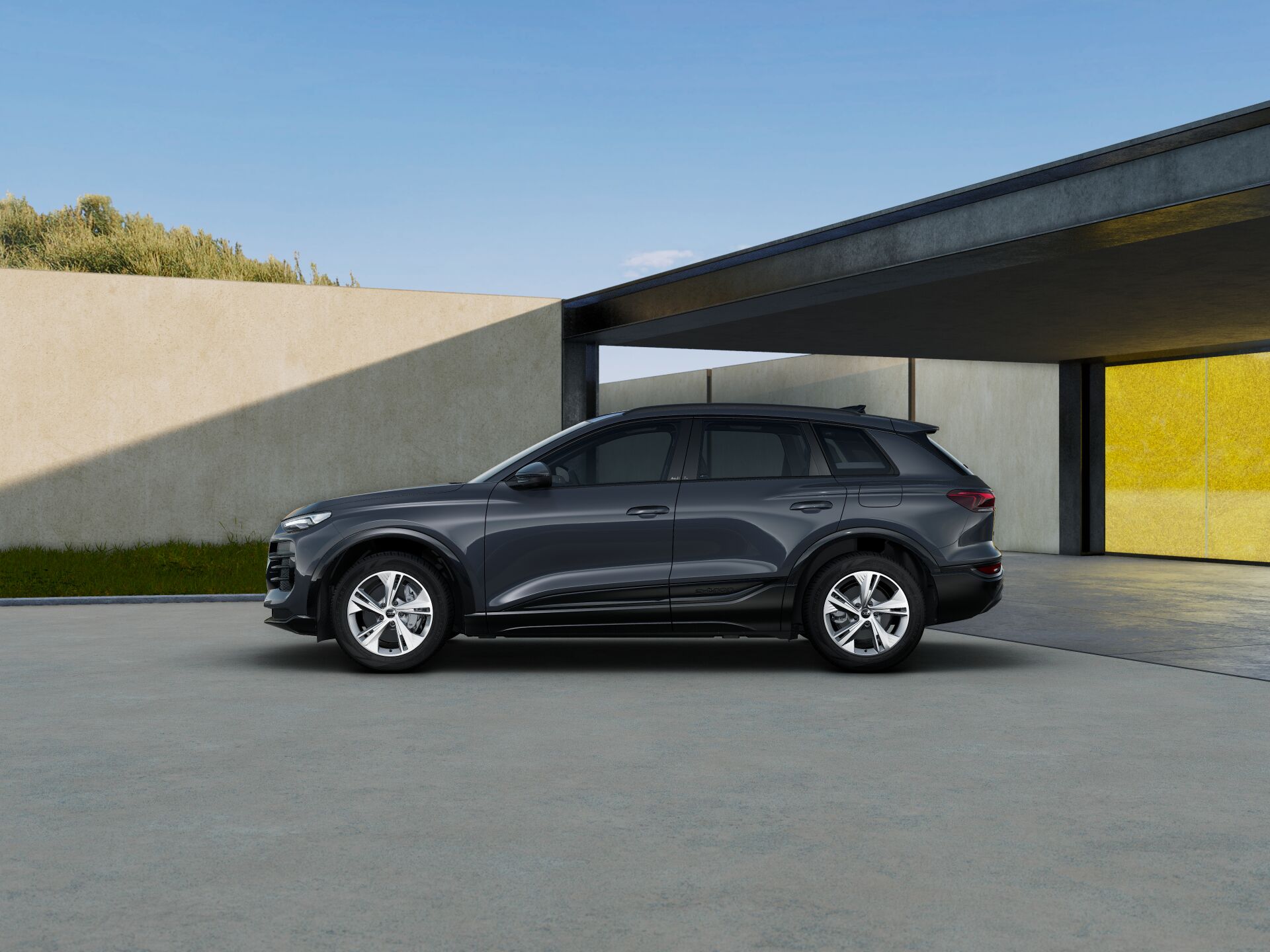 Q6 SUV e-tron 4