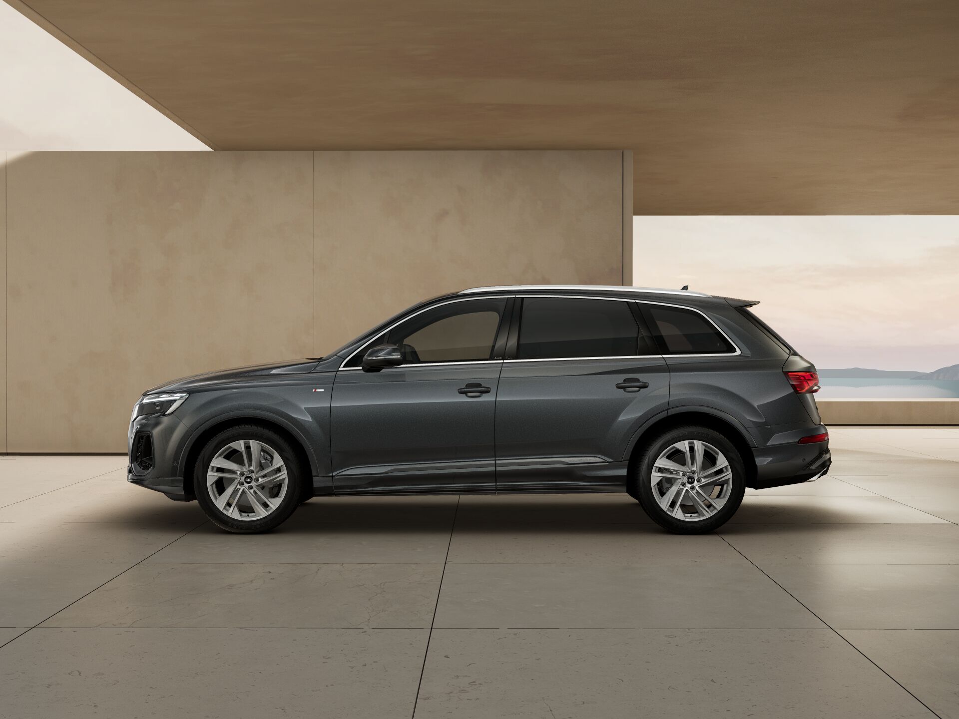 Q7 SUV 4