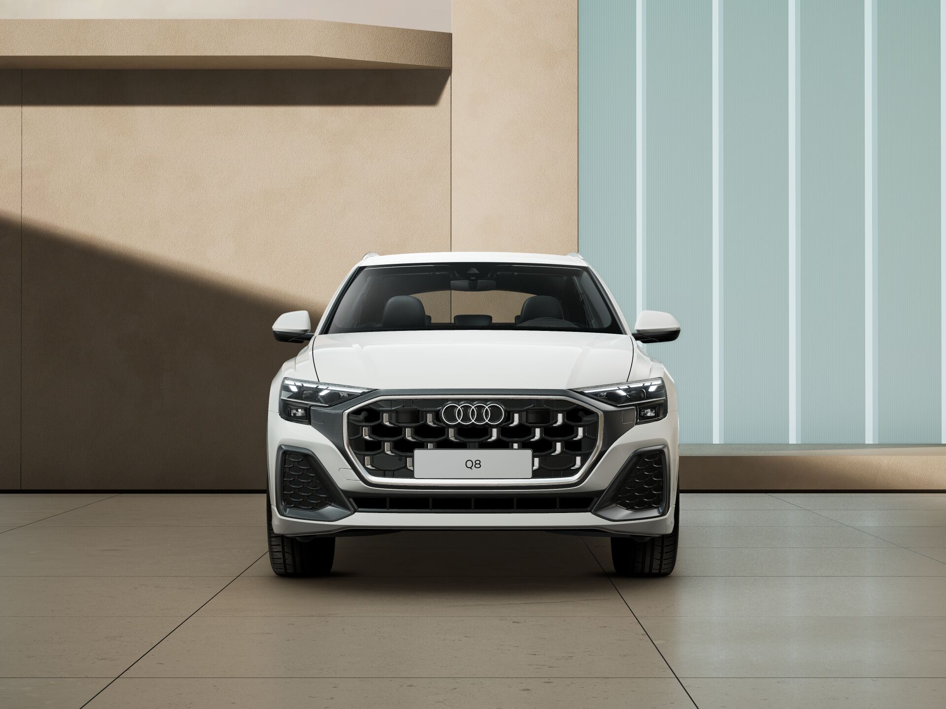 Q8 SUV 2