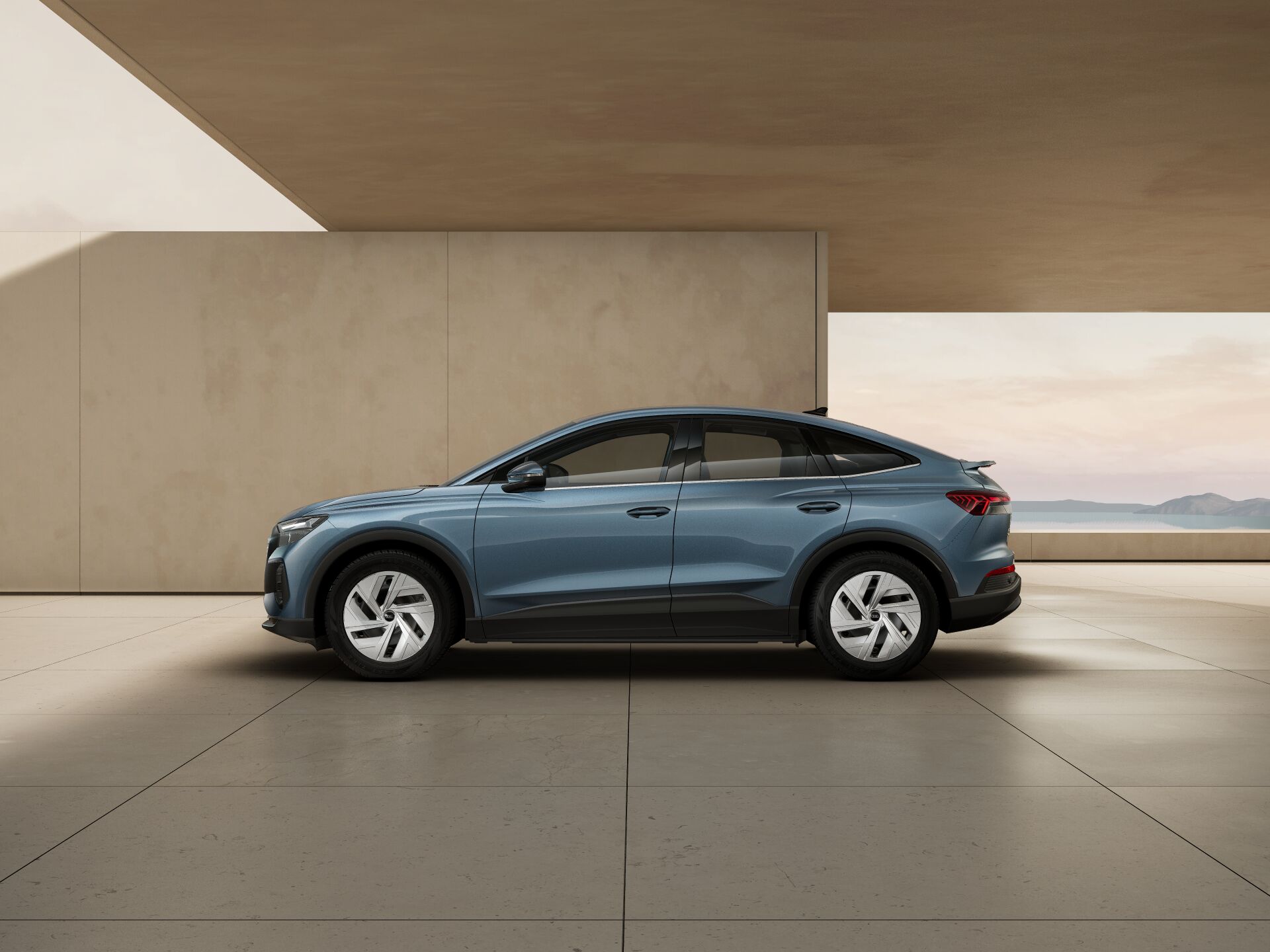 Q4 Sportback e-tron 4