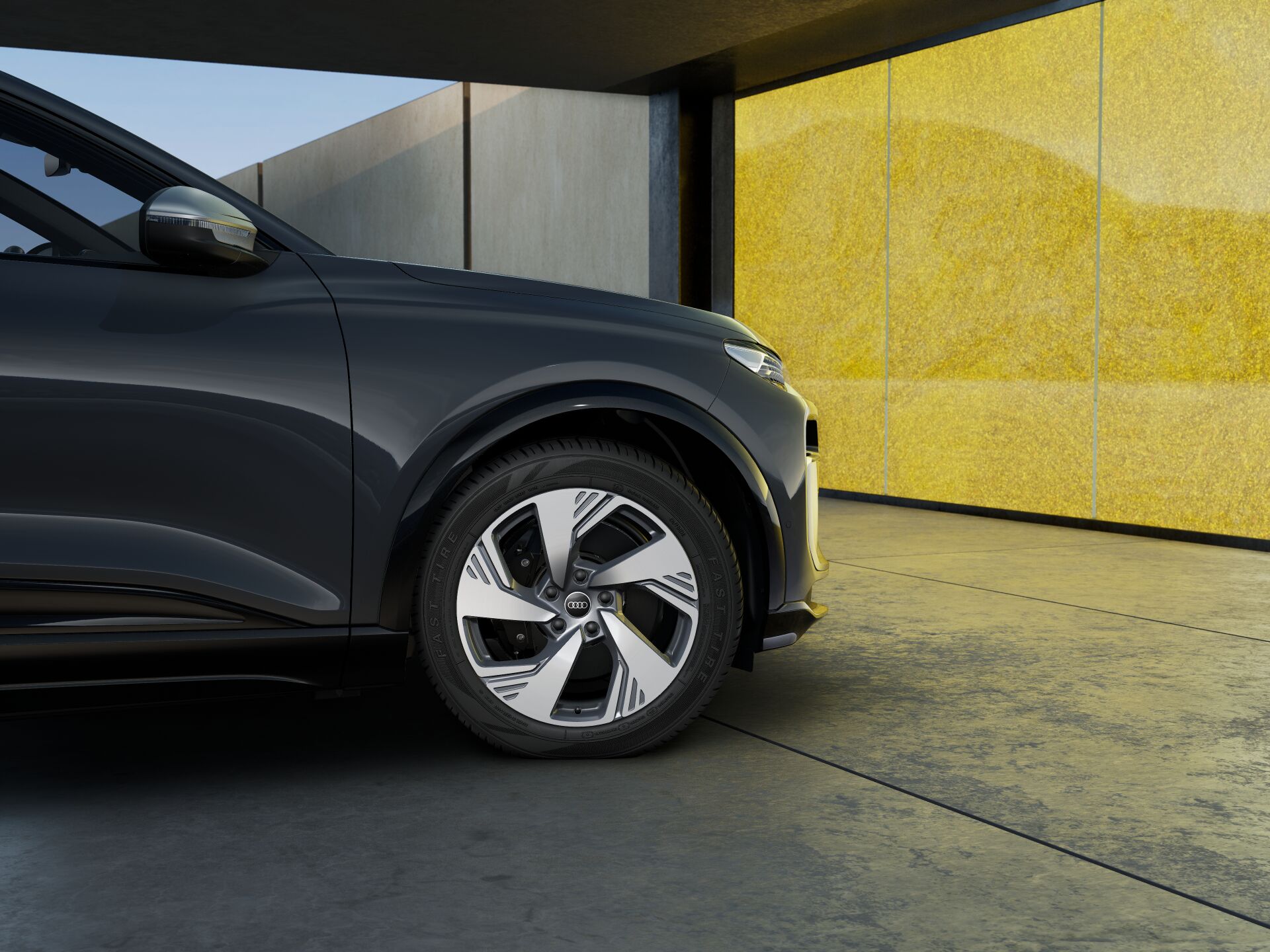SQ6 SUV e-tron 5