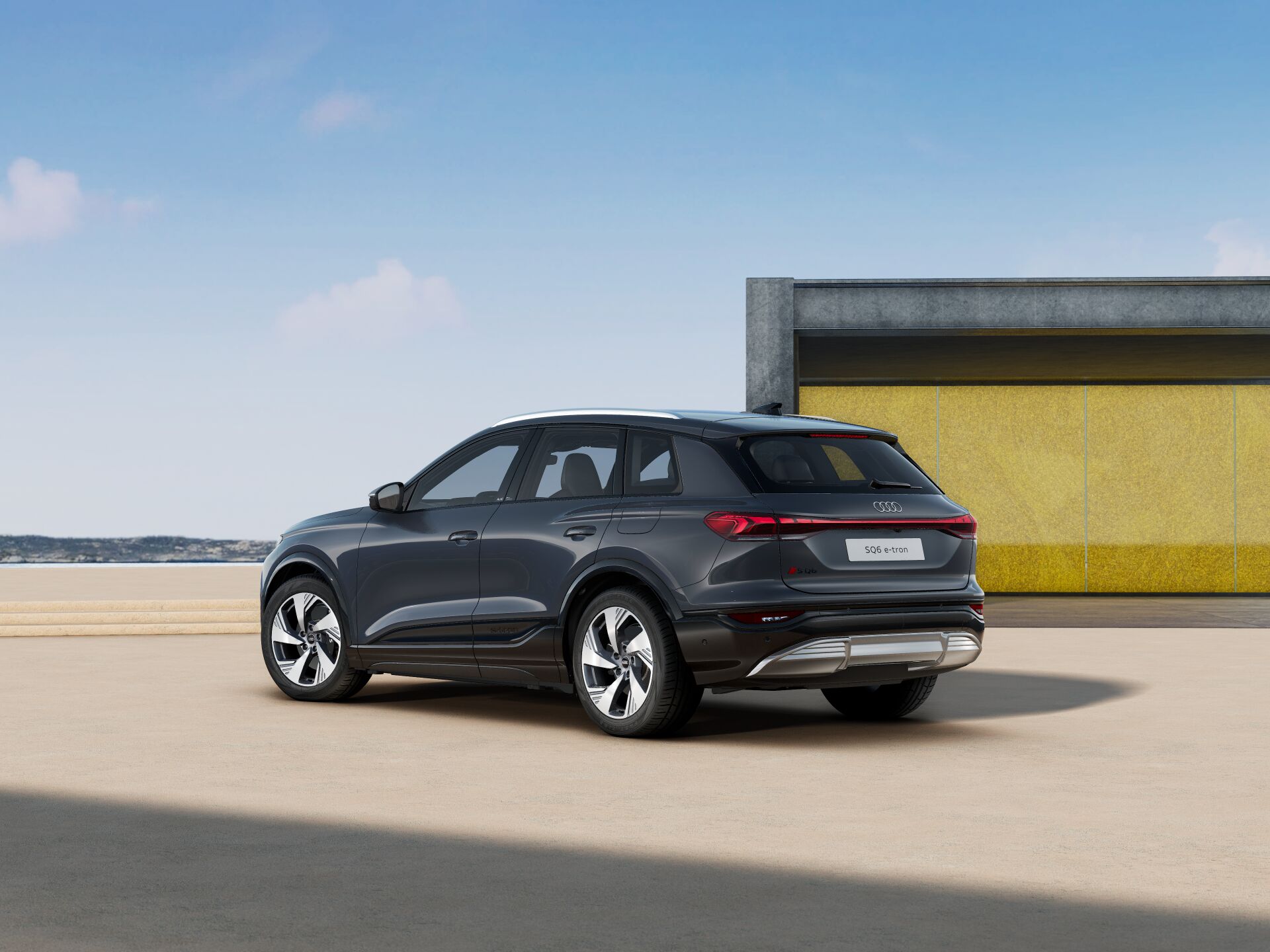SQ6 SUV e-tron 3