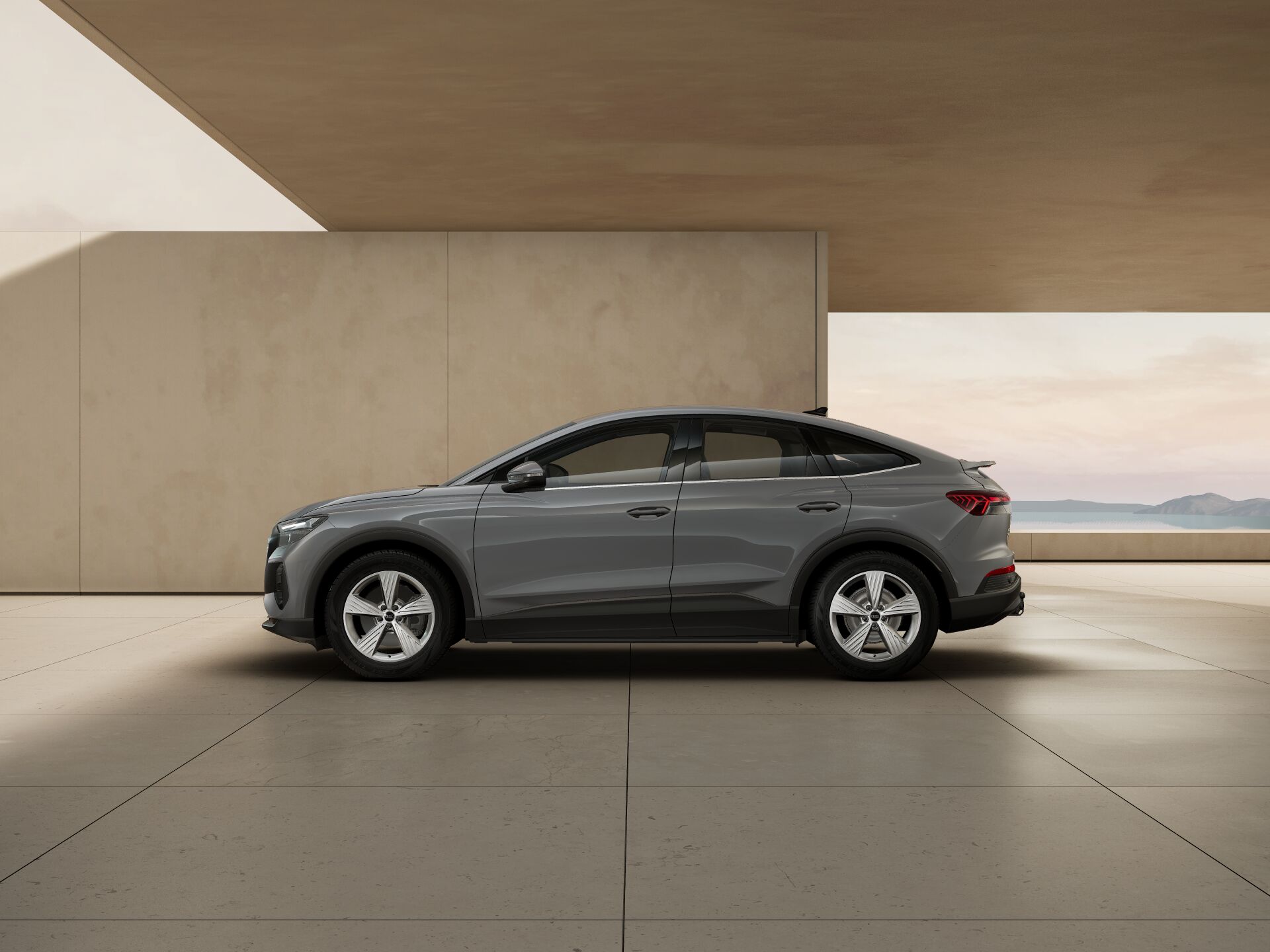 Q4 Sportback e-tron 4