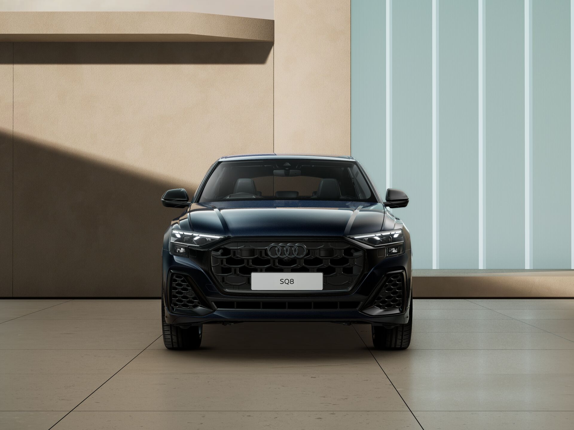 SQ8 SUV 2