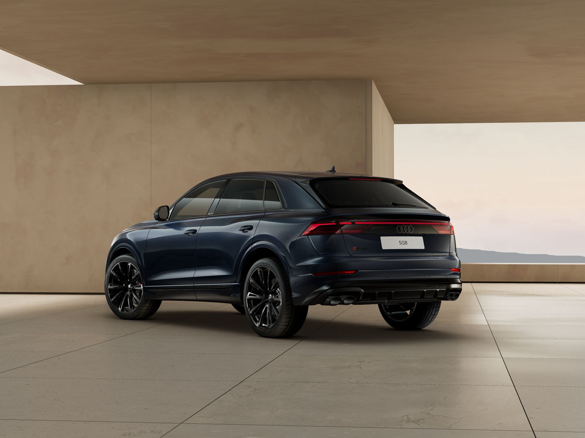 SQ8 SUV 3