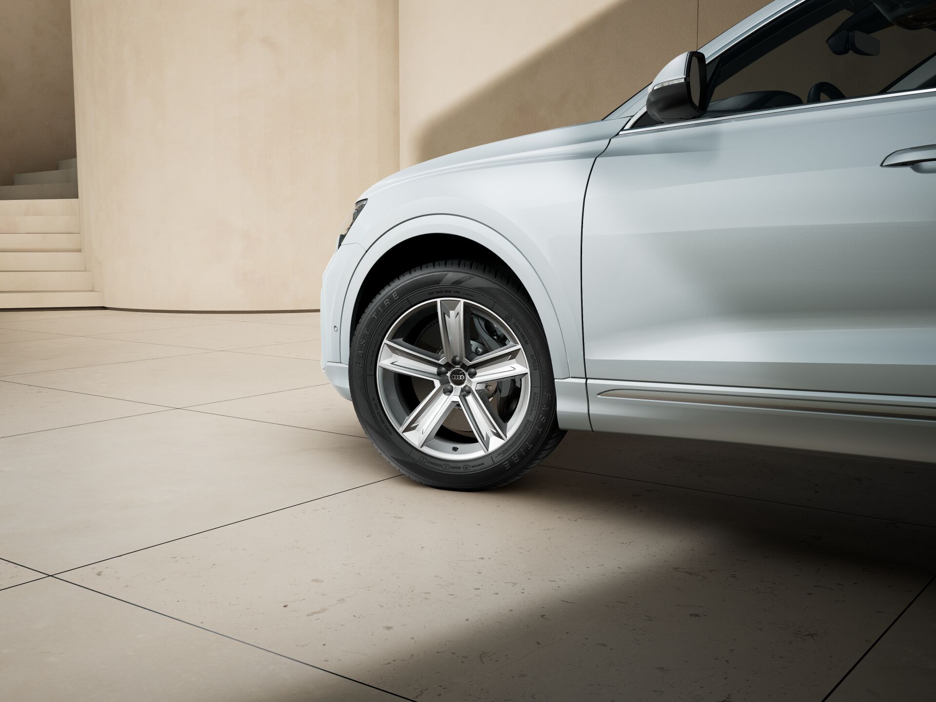 Q8 SUV TFSI e 5