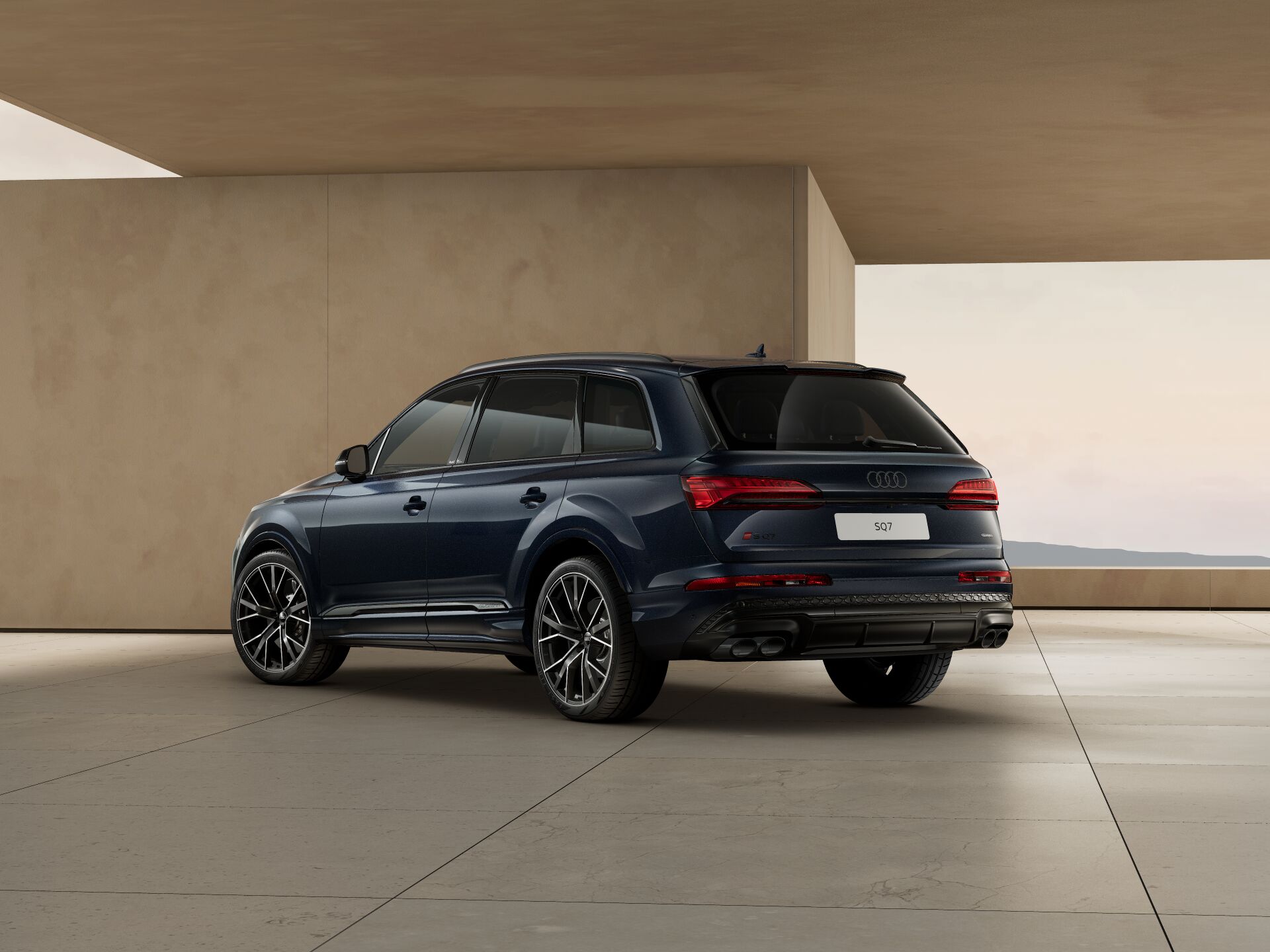 SQ7 SUV 3