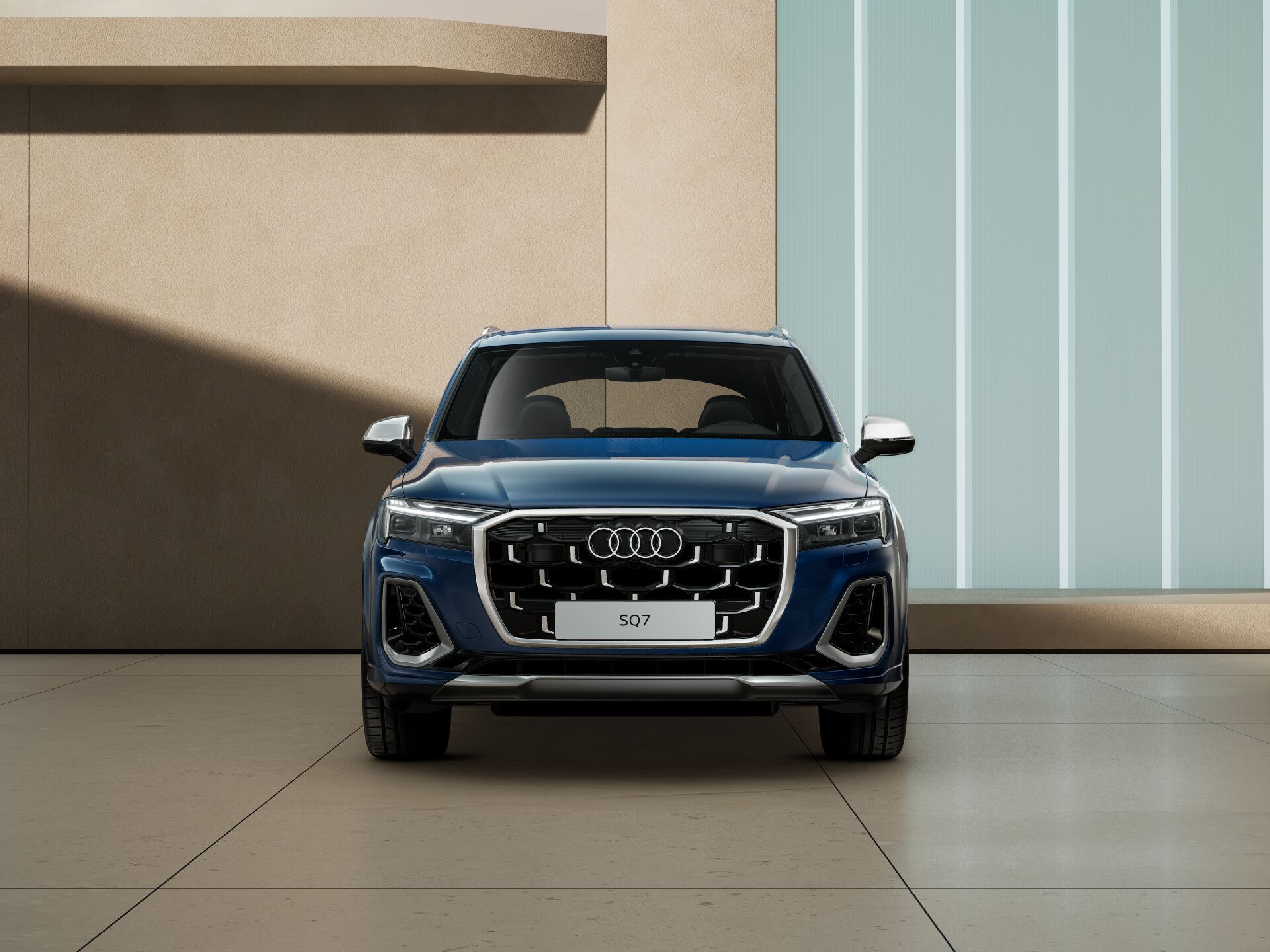 SQ7 2