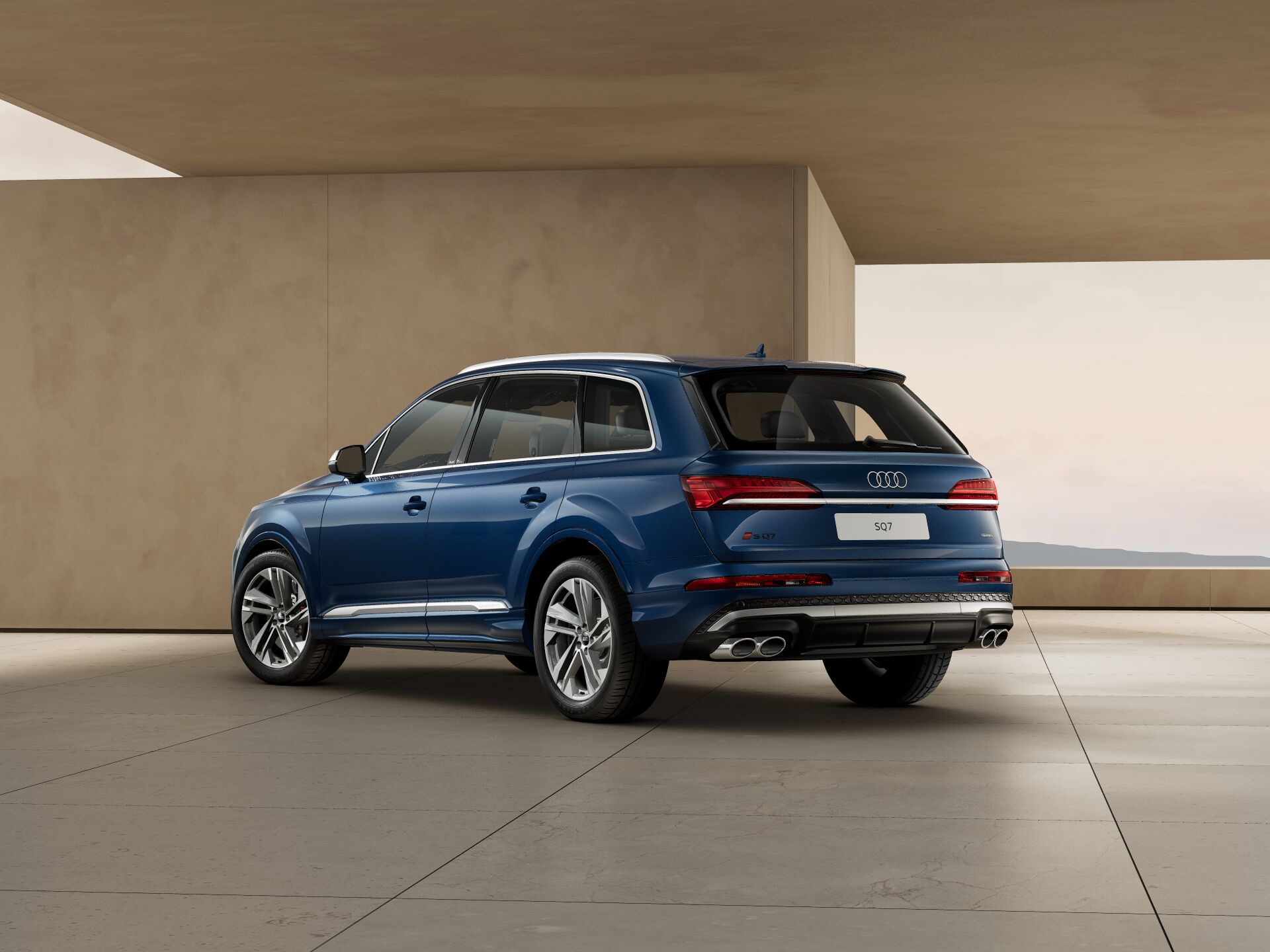 SQ7 3
