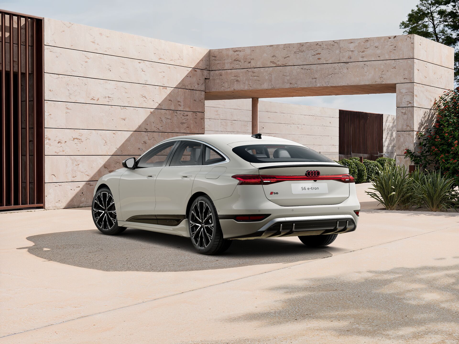 S6 Sportback e-tron 3