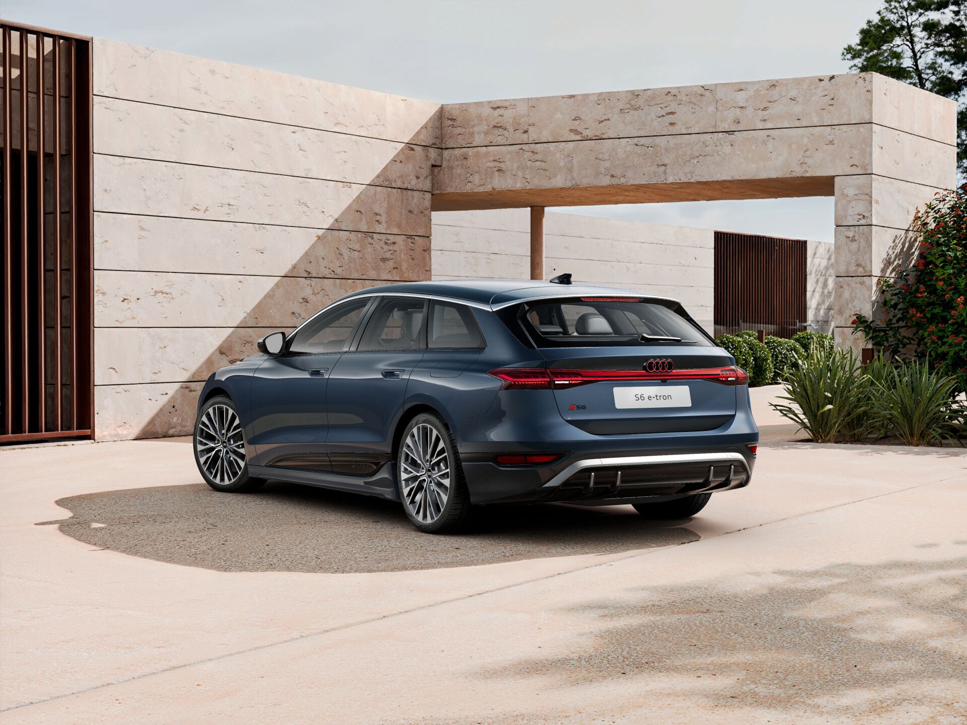 S6 Avant e-tron 3