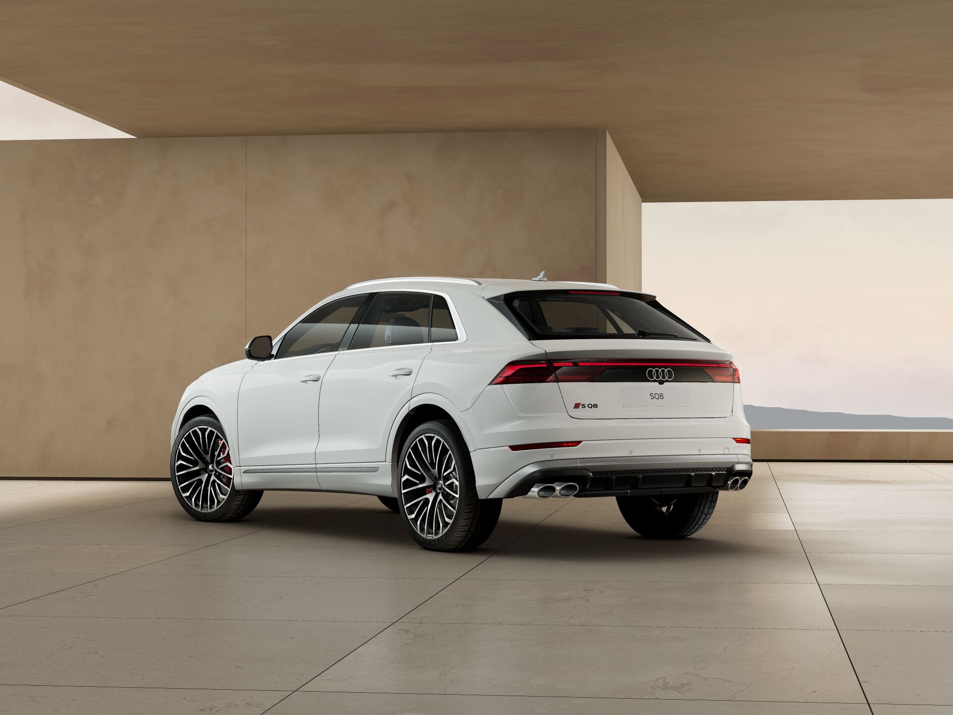 SQ8 SUV 3