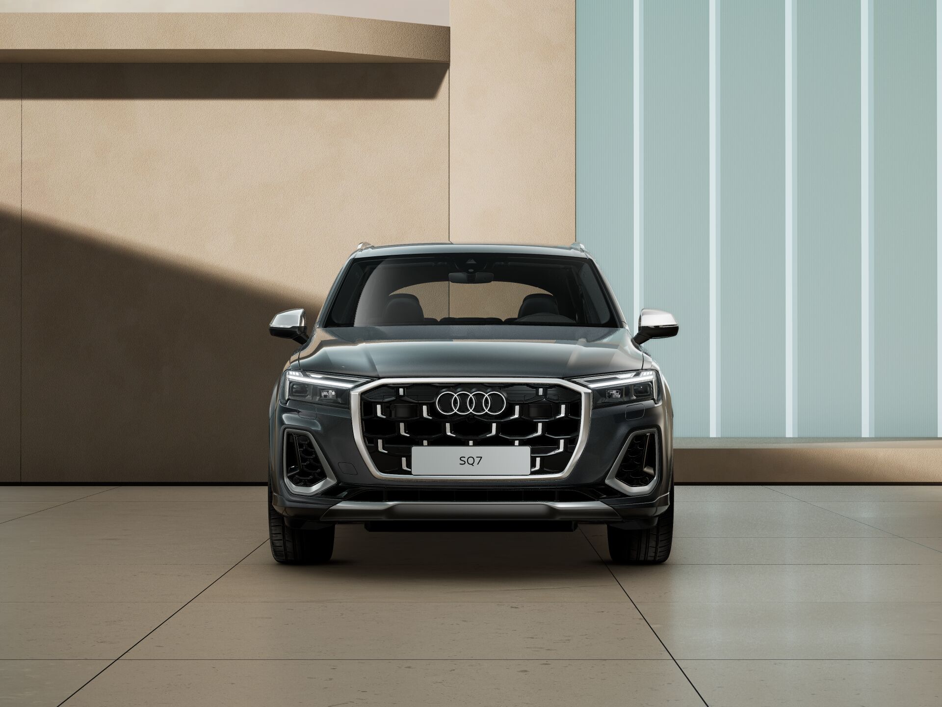 SQ7 SUV 2