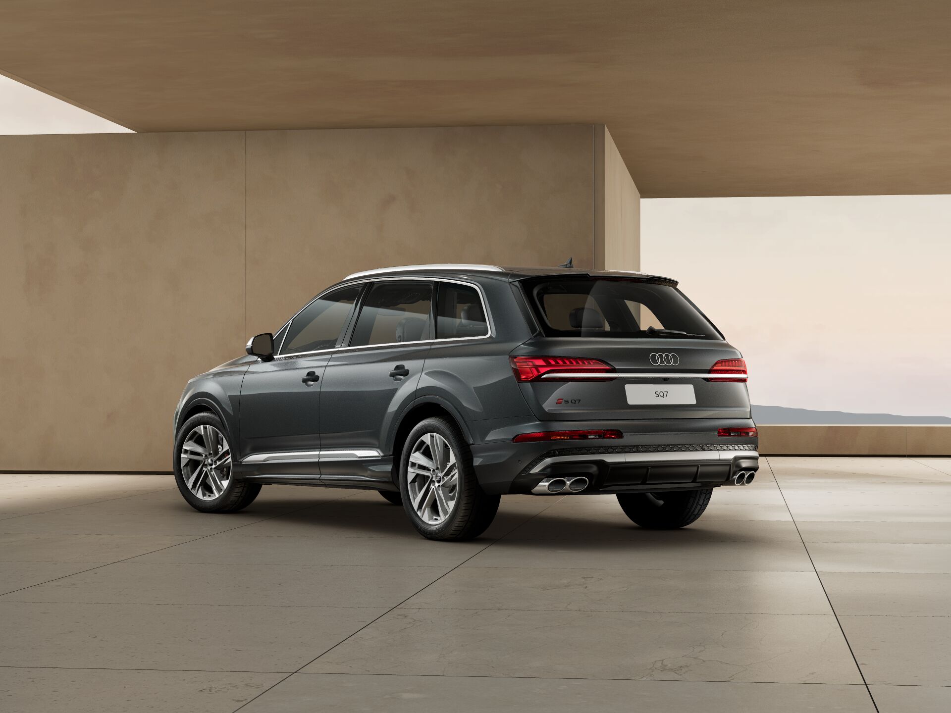 SQ7 SUV 3