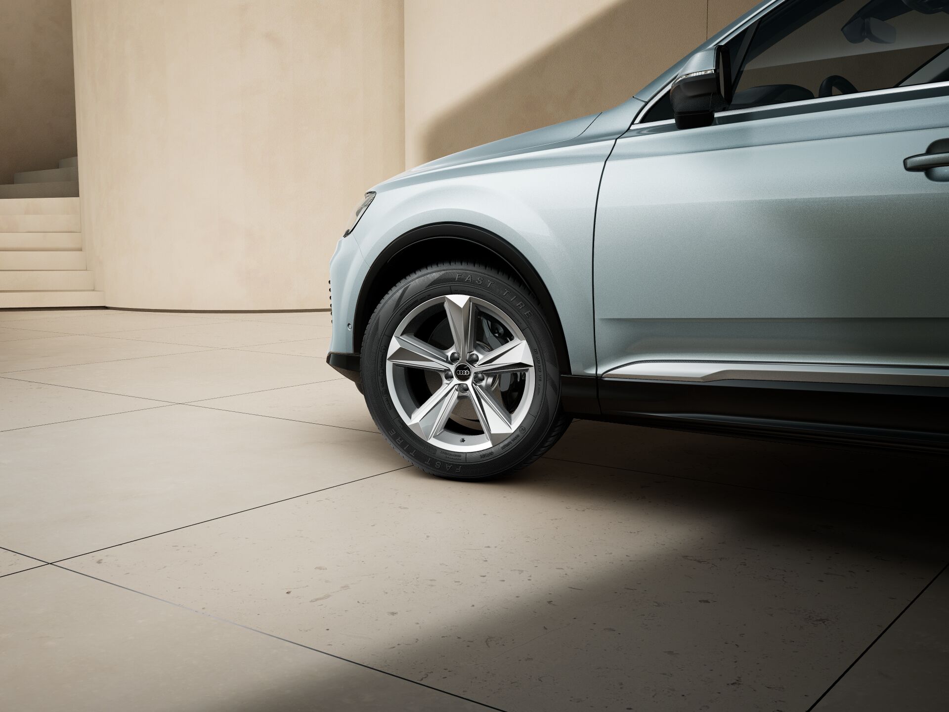 Q7 SUV 5