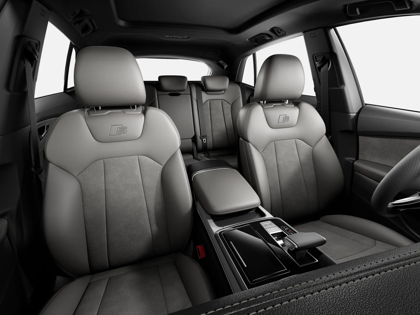 Image about Audi Q8 Performance Black 55 TFSI quattro 340 cv tiptronic